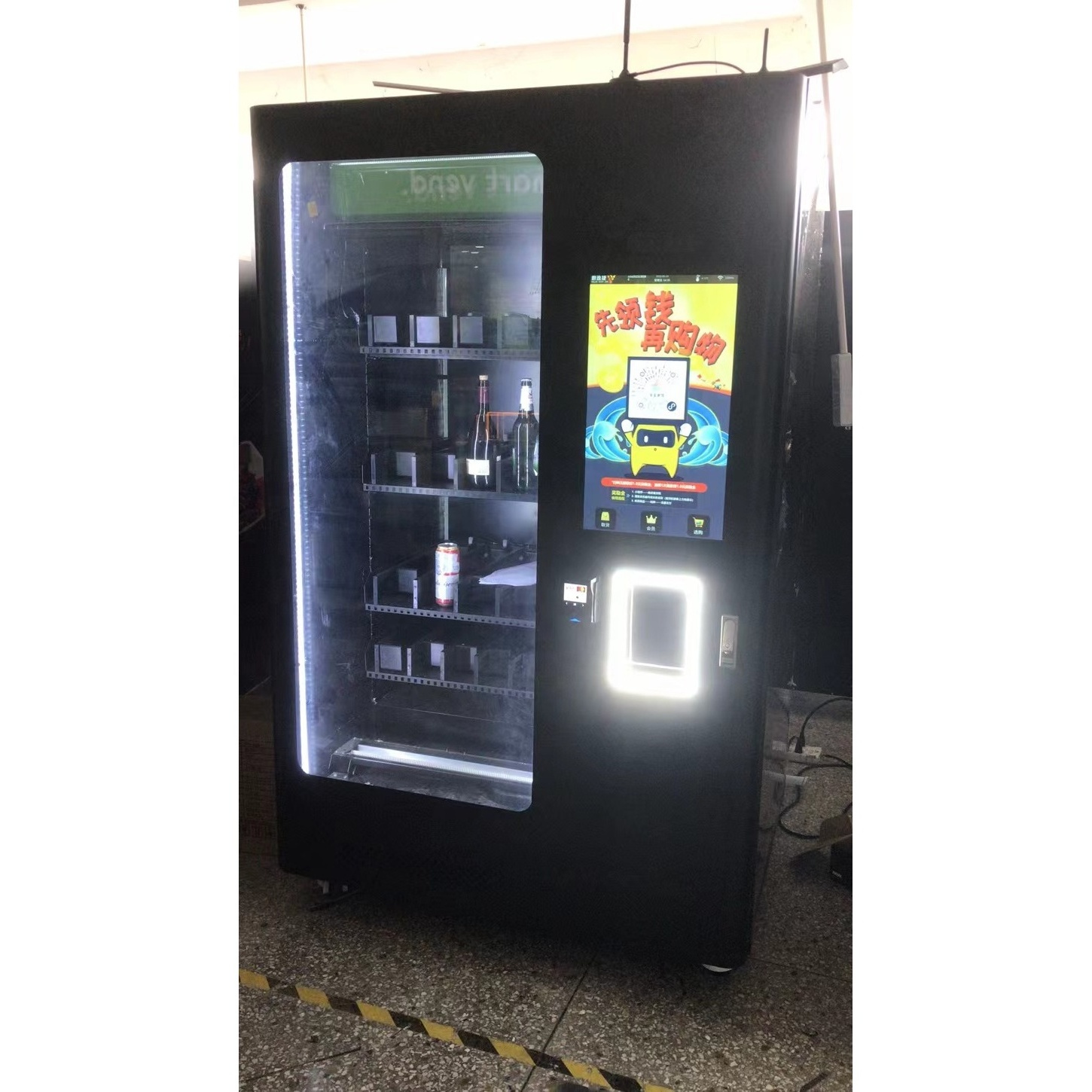 OEM/ODM age verification intelligent whiskey beer red wine elevator Vendlife vending machine in france