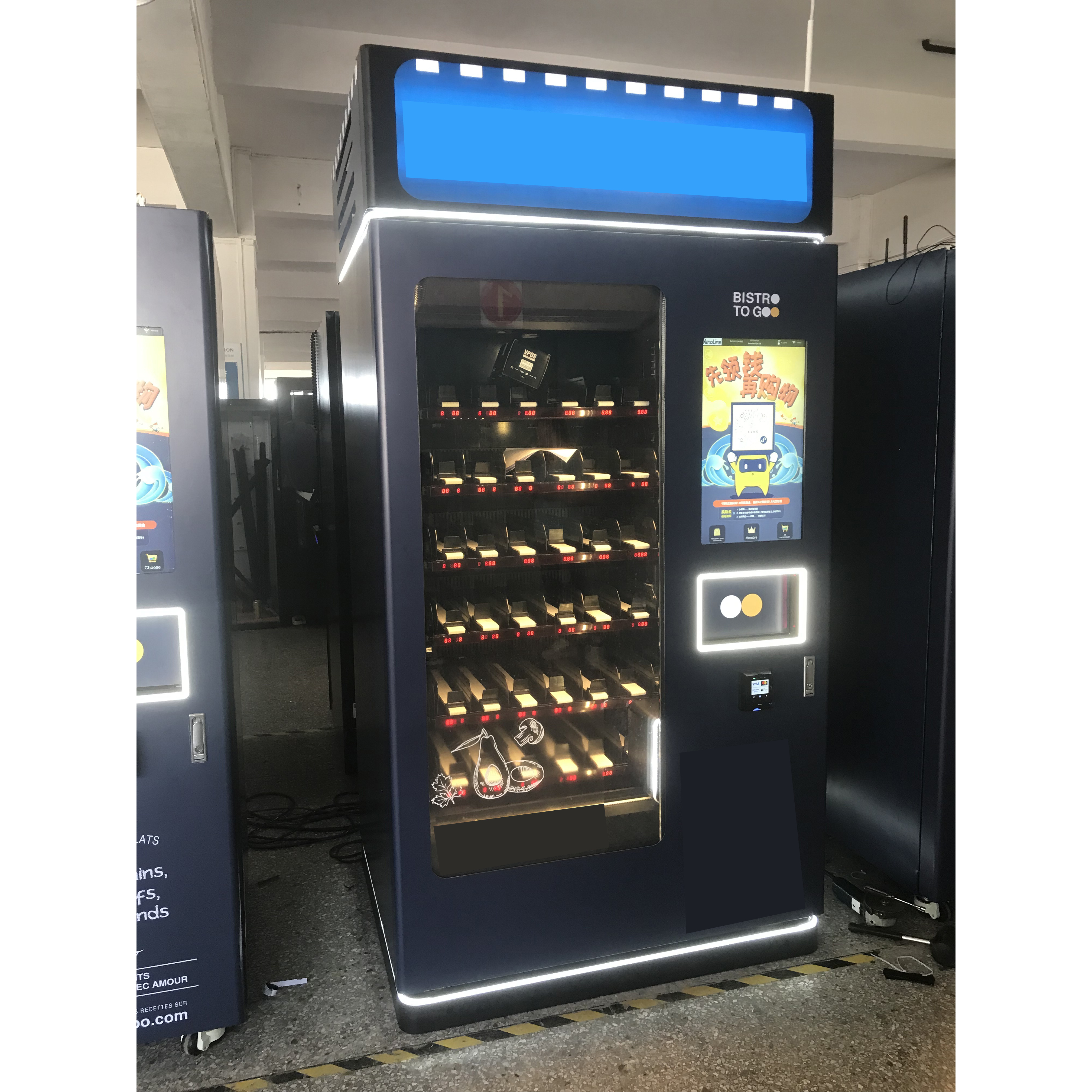 Smart Vendlife Vending Machine with Robot arm and lift elevator / carrier