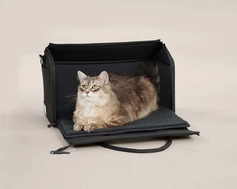 Luxury Pet Carrier Premium PU Leather Carrying Dog Handbag for Outdoor Travel Walking Hiking Shopping Puppy Cat Carrier Bag