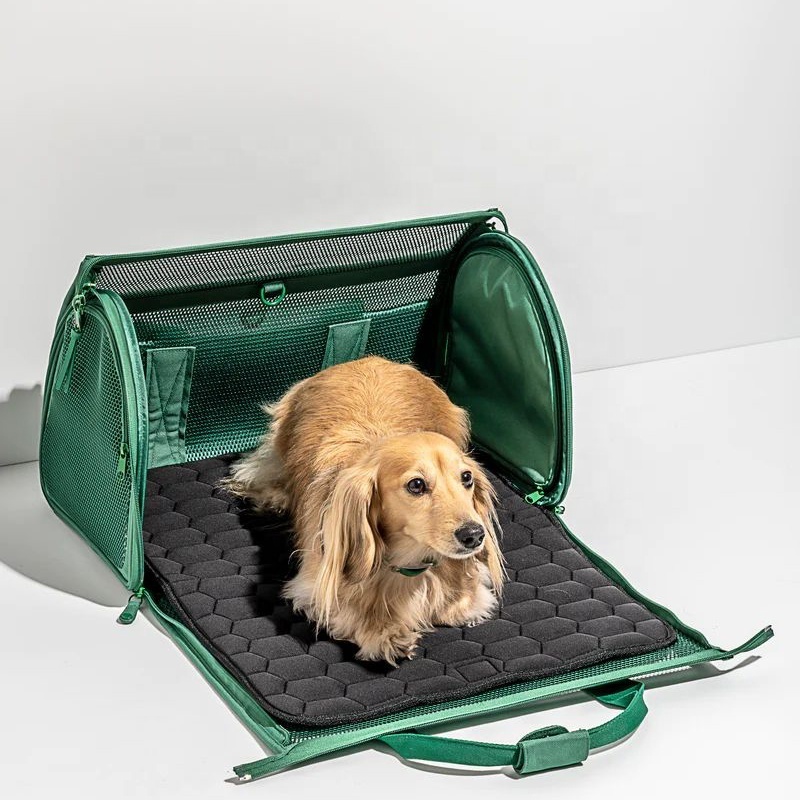 Waterproof Fabric Airline Approved Pet Tote Bags Soft-Sided Dog Travel Carrier with Locking Safety Zippers