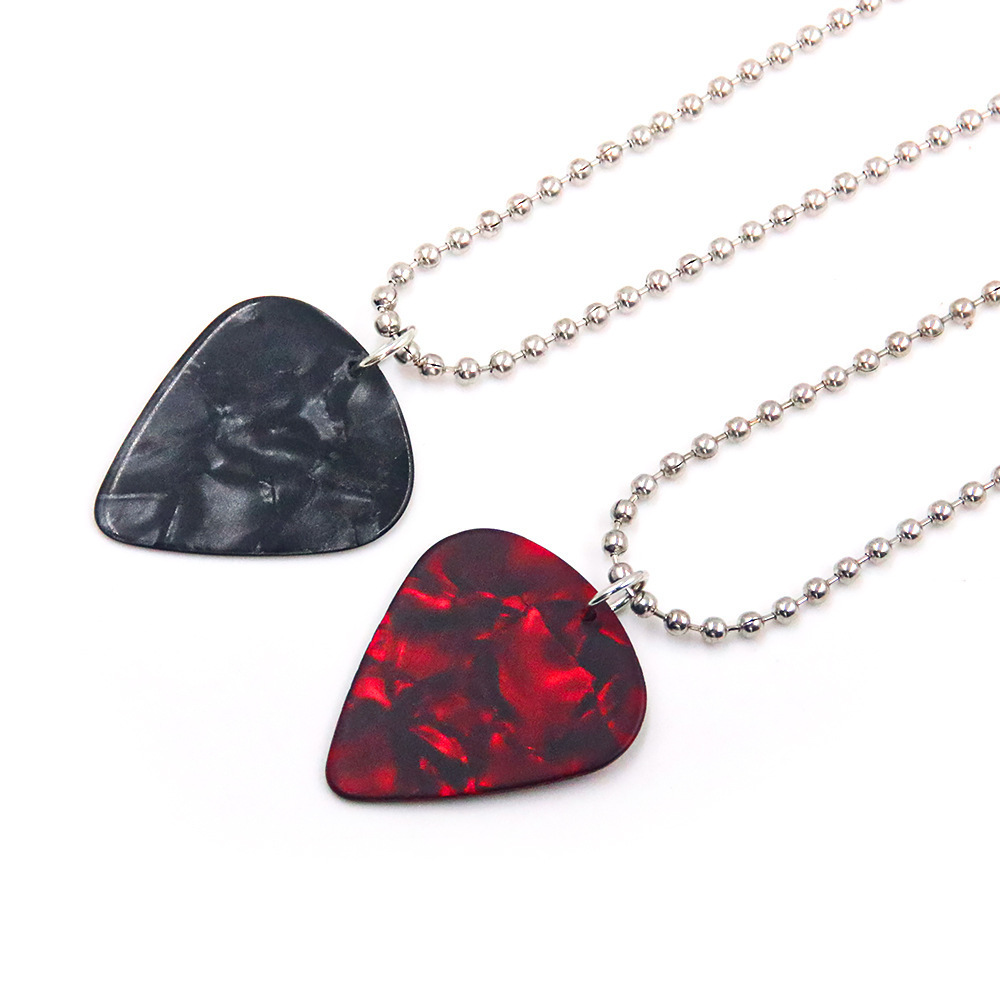 New Stranger Horror Thing Season 4 Eddie Guitar Pick Cosplay Necklace Heart Shaped Pink Emerald Ruby Bead Pendant Necklace