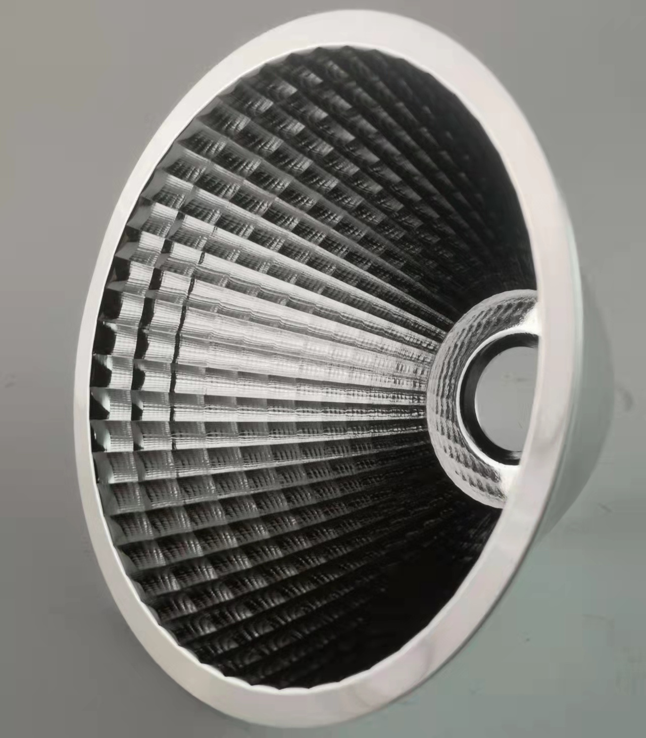 111 diameter 15 degrees 24 degrees 36 degrees Citizen LED Aluminum reflectors cup