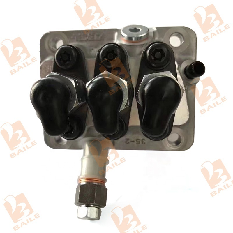 Kubota Engine Parts D722 Fuel Injection Pump D722 Pump 16006-51012 1600651012 For Kubota D722 Engine