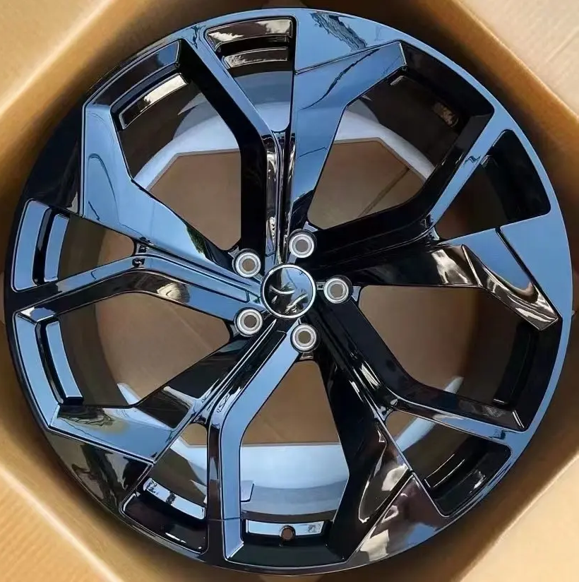 China Factory Hot Sale Classic  Design 20 21 22 Inch 5X112 Sport Black Wheel Rim Alloy Wheel For Audi RS Q8