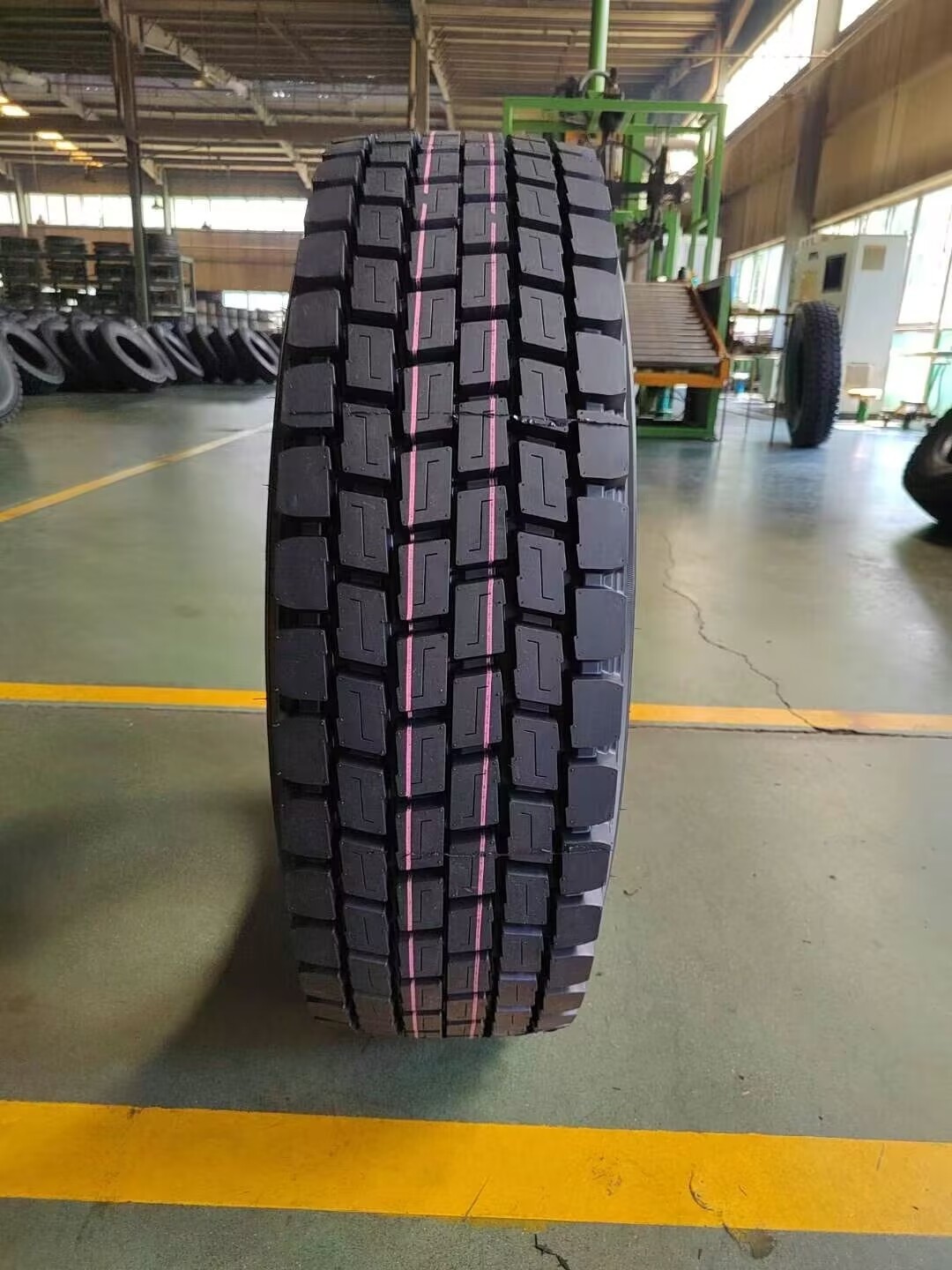 Truck Tire Hot selling Chinese manufacturer top quality truck&trailer tire 2385/65R22.5  315/70R22.5