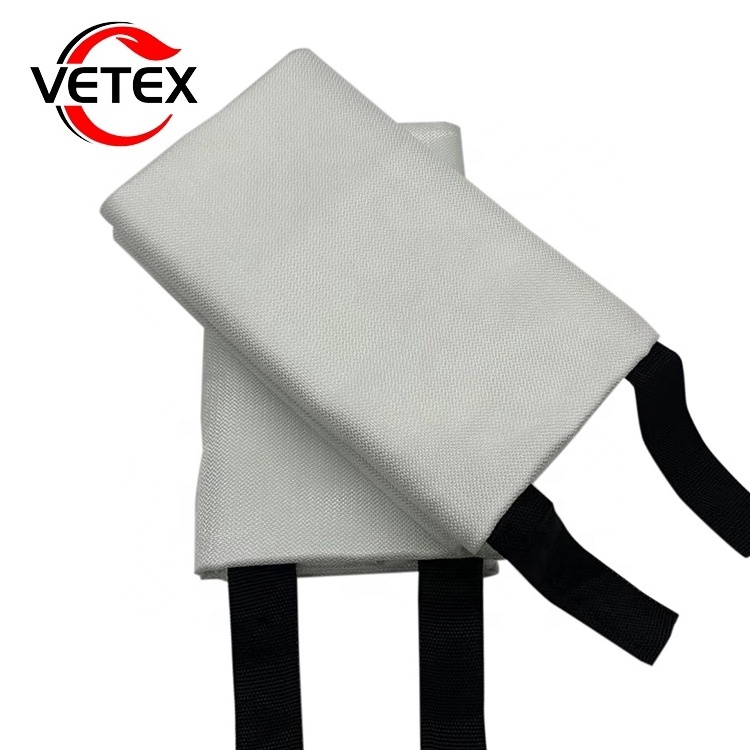 Emergency Protect Glass Fiber Anti Fire Heat Resistant Emergency Fire Blanket Roll For Fire Fighting 1m*1m PVC soft bag