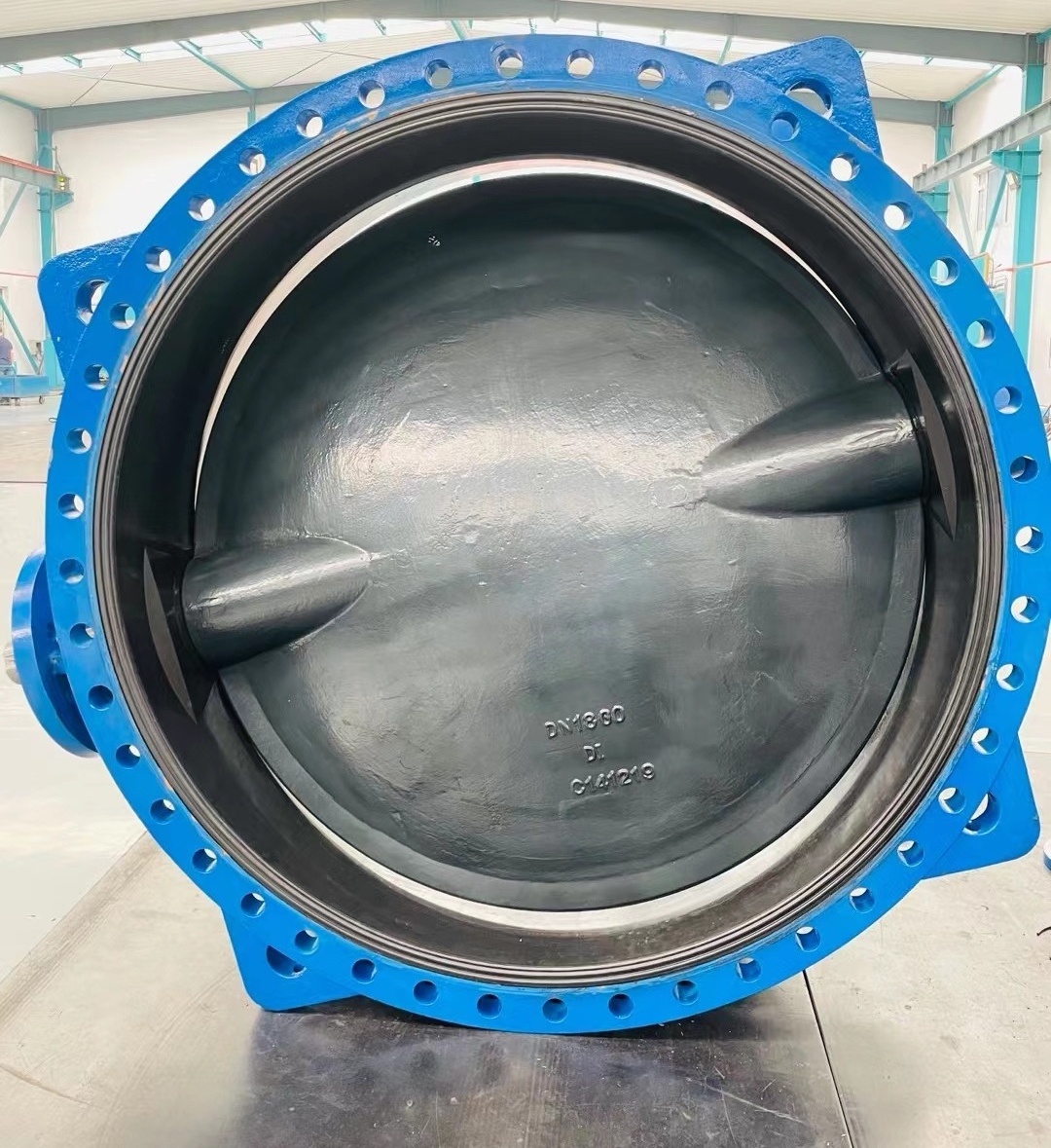 Veyron valve tianjin Ductile Iron Body Ptfe Lining Coated Split Body Gear Box Operated Lug Butterfly Valve JIS 10K