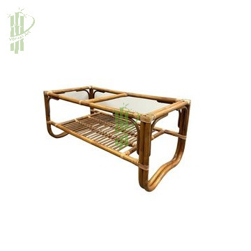 The VGA RT08 model table is manufactured in a factory in Vietnam from natural bamboo and rattan