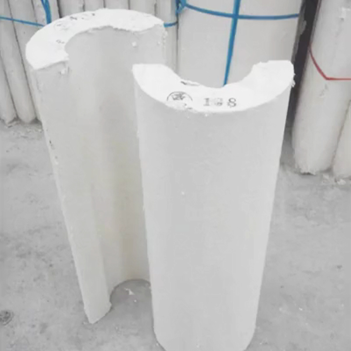 High temperature resistant non-stick aluminum calcium silicate insulation board