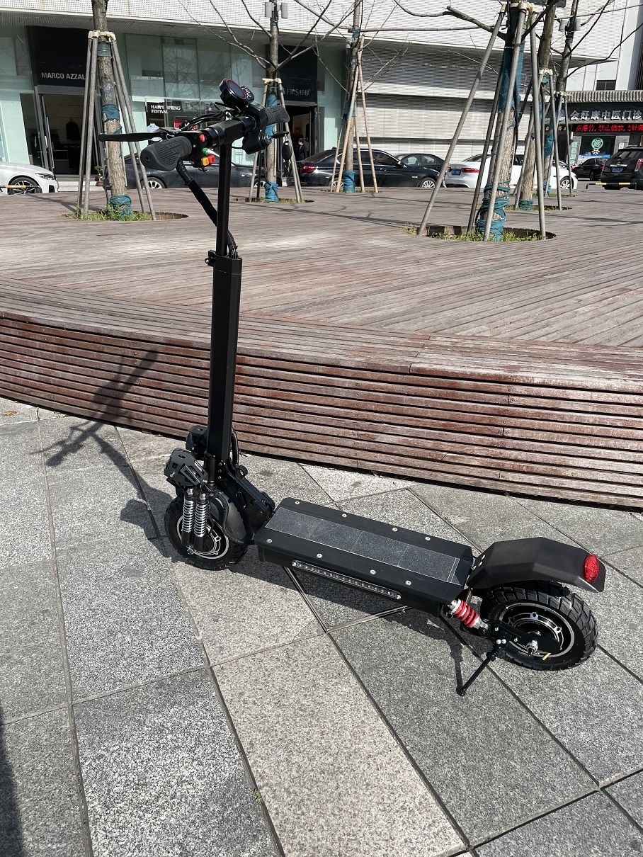 Ningbo Vican fast electric scooter wholesale 2400W 2024 new design cheap high quality waterproof IP55 electric scooter adults