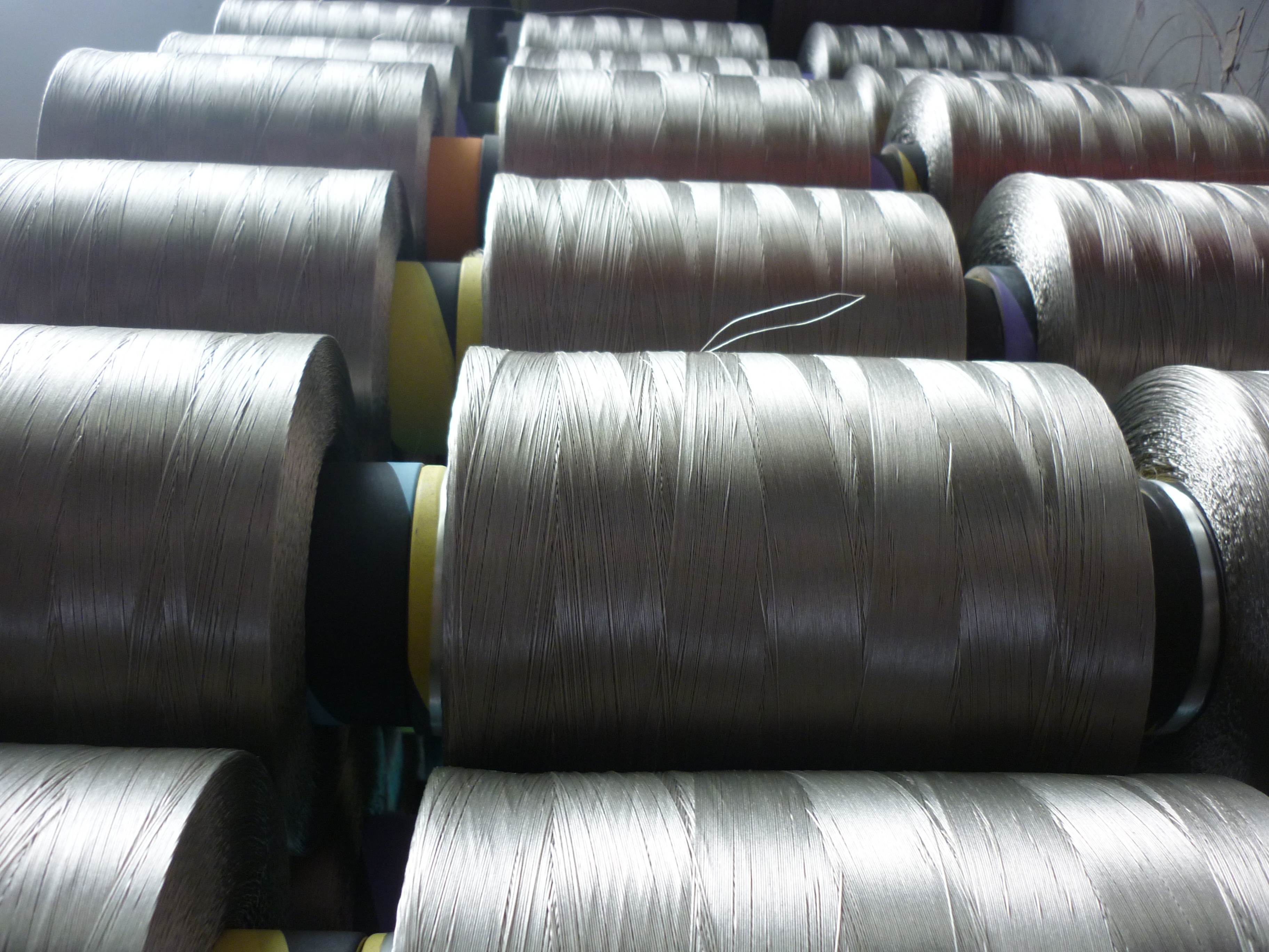 China manufacturer PVC coated polyester yarn 1000D