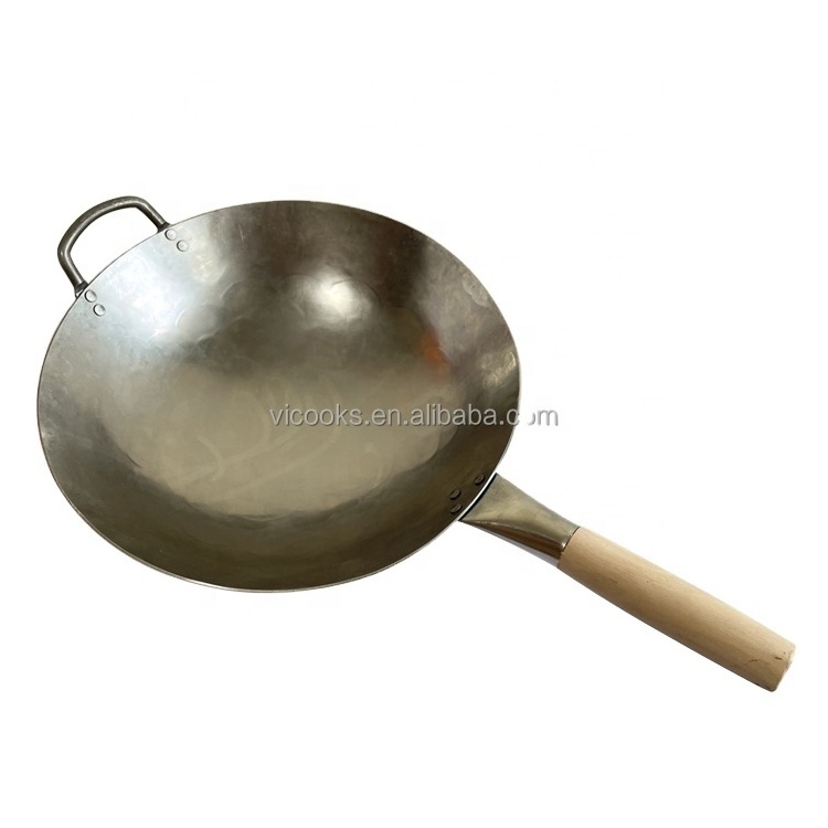 Traditional Extra Large Wok Hand Hammered Carbon Steel Pow Wok with Wooden Handle