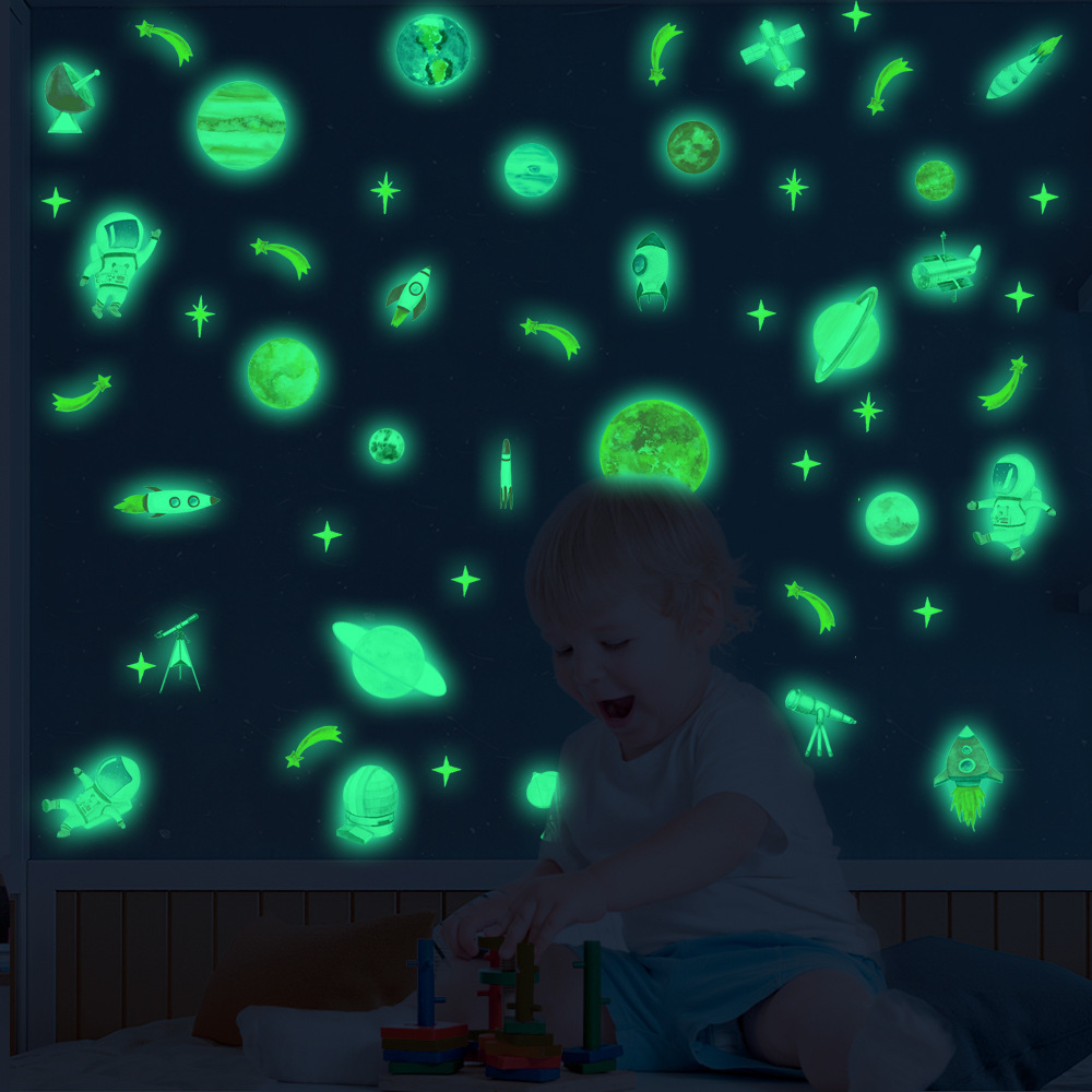 lvfan YGP030 Green luminous Astronaut Solar System rocket planet cartoon fluorescent sticker children's room self-adhesive wall