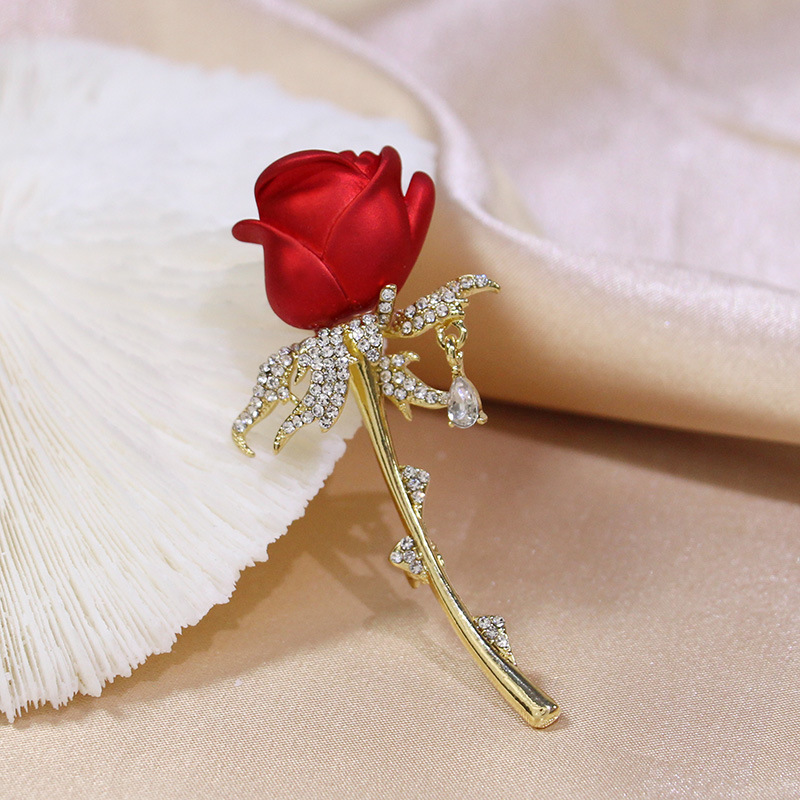 High-grade pearl flower brooch women fashion rhinestone metal rose dress pin silk scarf wholesale