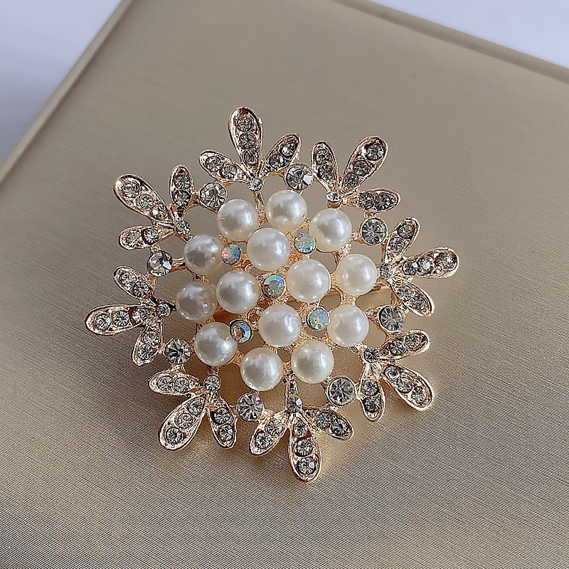 Fashion high-grade pearl brooch women's rhinestone silk scarf  crystal corsage pin jewelry