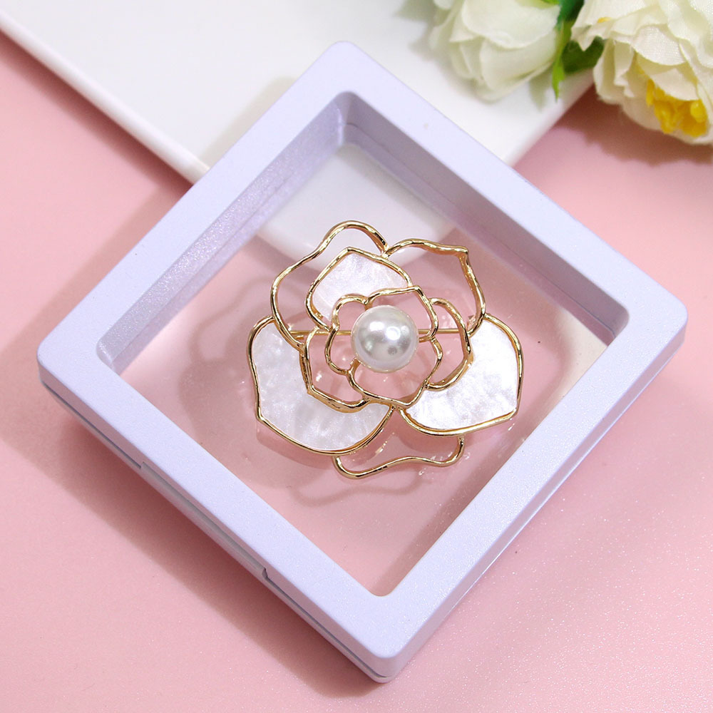 Box camellia brooch women's high-grade plate hollow pin suit small fragrance corsage accessory gift