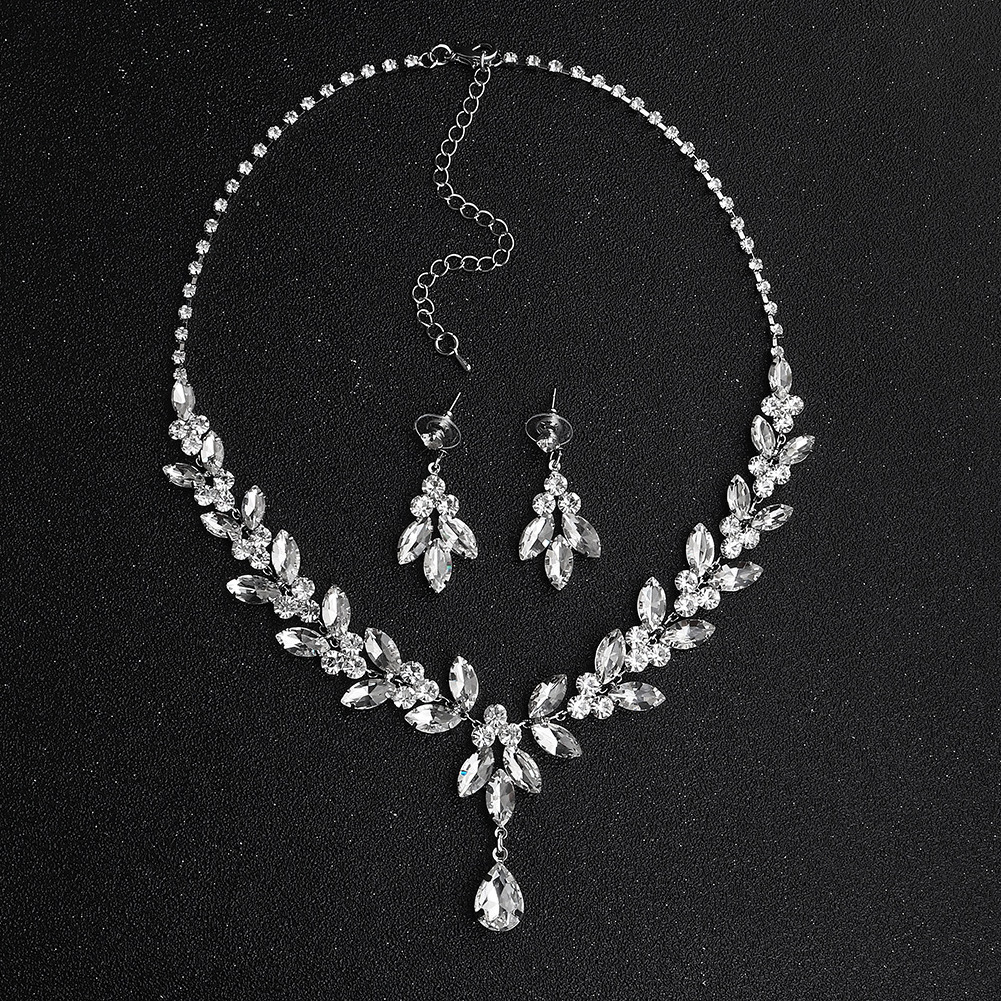 huanhuan high-end rhinestone pendant wedding dress with accessories necklace earrings three-piece temperament bride jewe