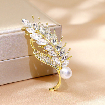 Stylish and elegant crystal wheat brooch temperament pearl women's pin silk scarf dual purpose