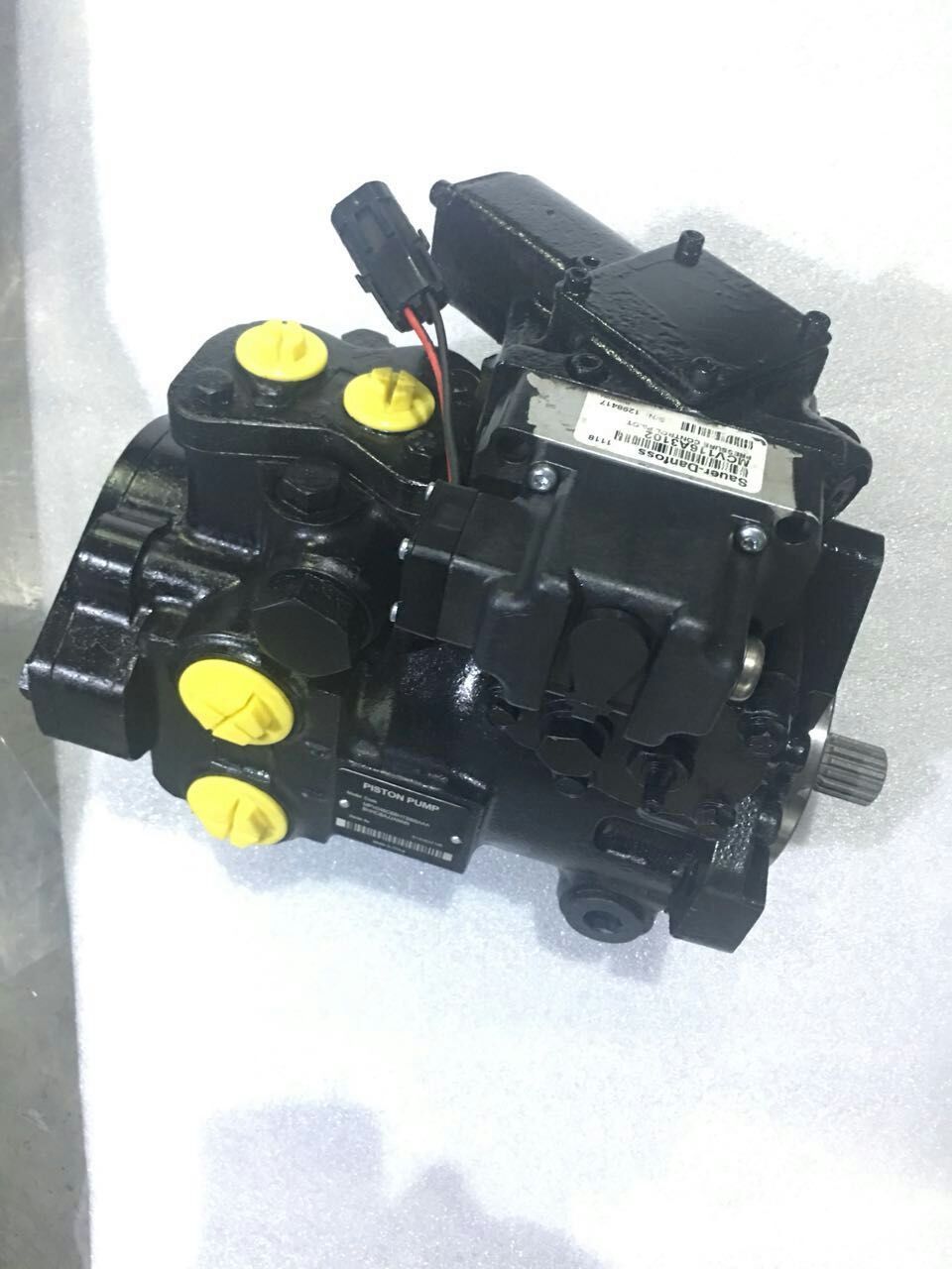 MPT PMV MPV025 MPT025 Hydraulic Sundstrand Sauer MPT035 MPT044 MPT046 Pump