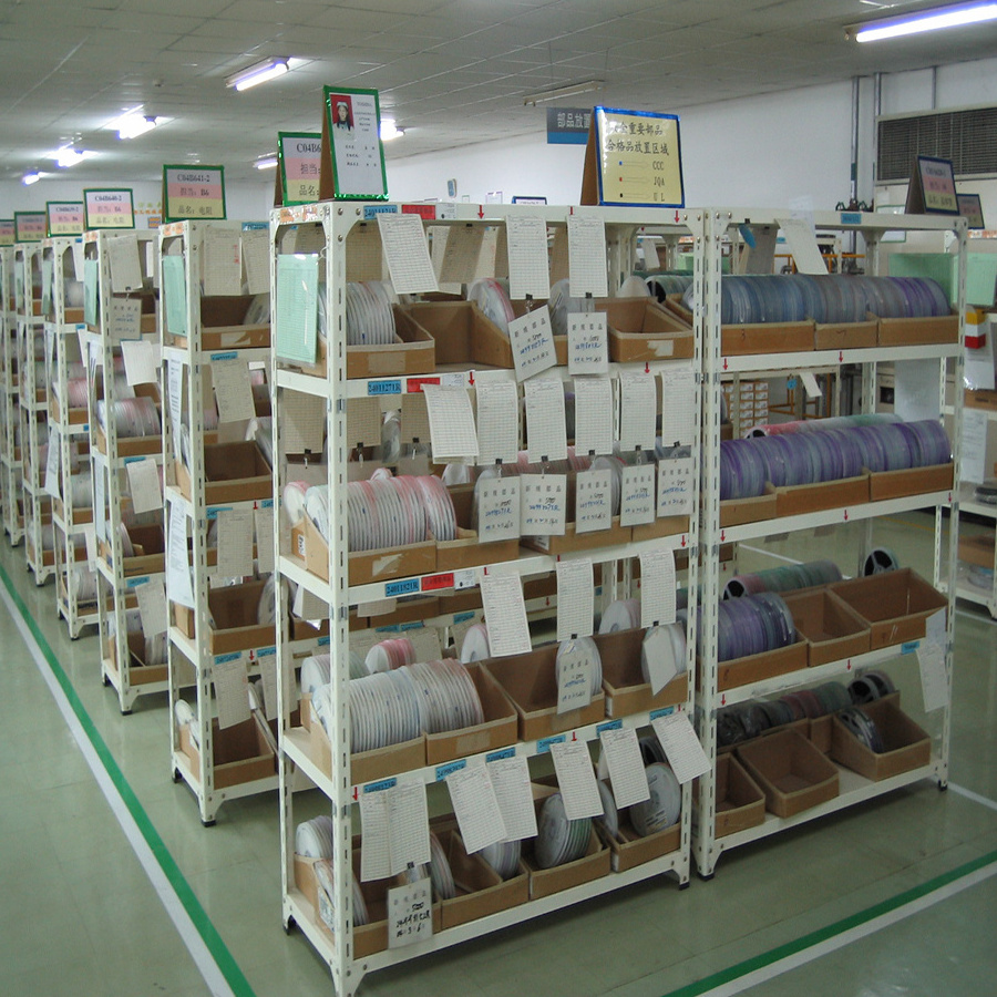 China Manufacturer Industrial Warehouse Storage Steel Light Duty Metal Rack Metal Boltless Shelving