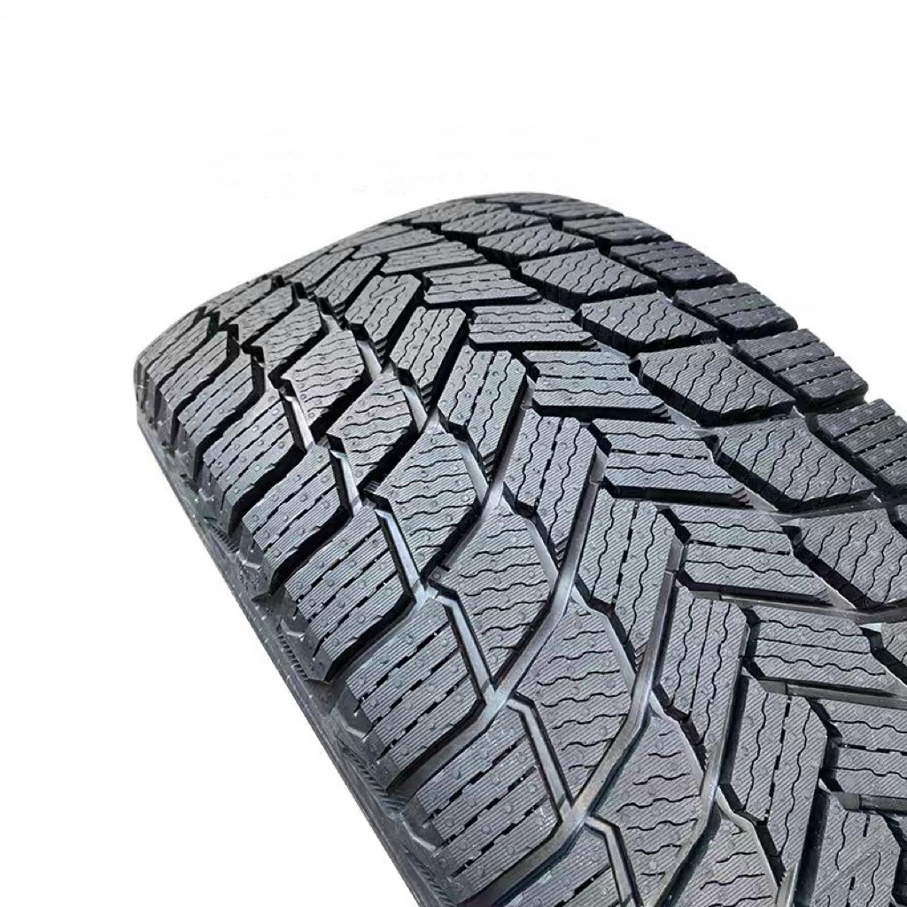 Low Price good quality 245/45/R18 Snow Available Tires