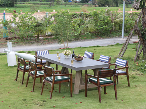 Competitive modern outdoor cement top dining tables and chairs custom round concrete dining tables from Vietnam