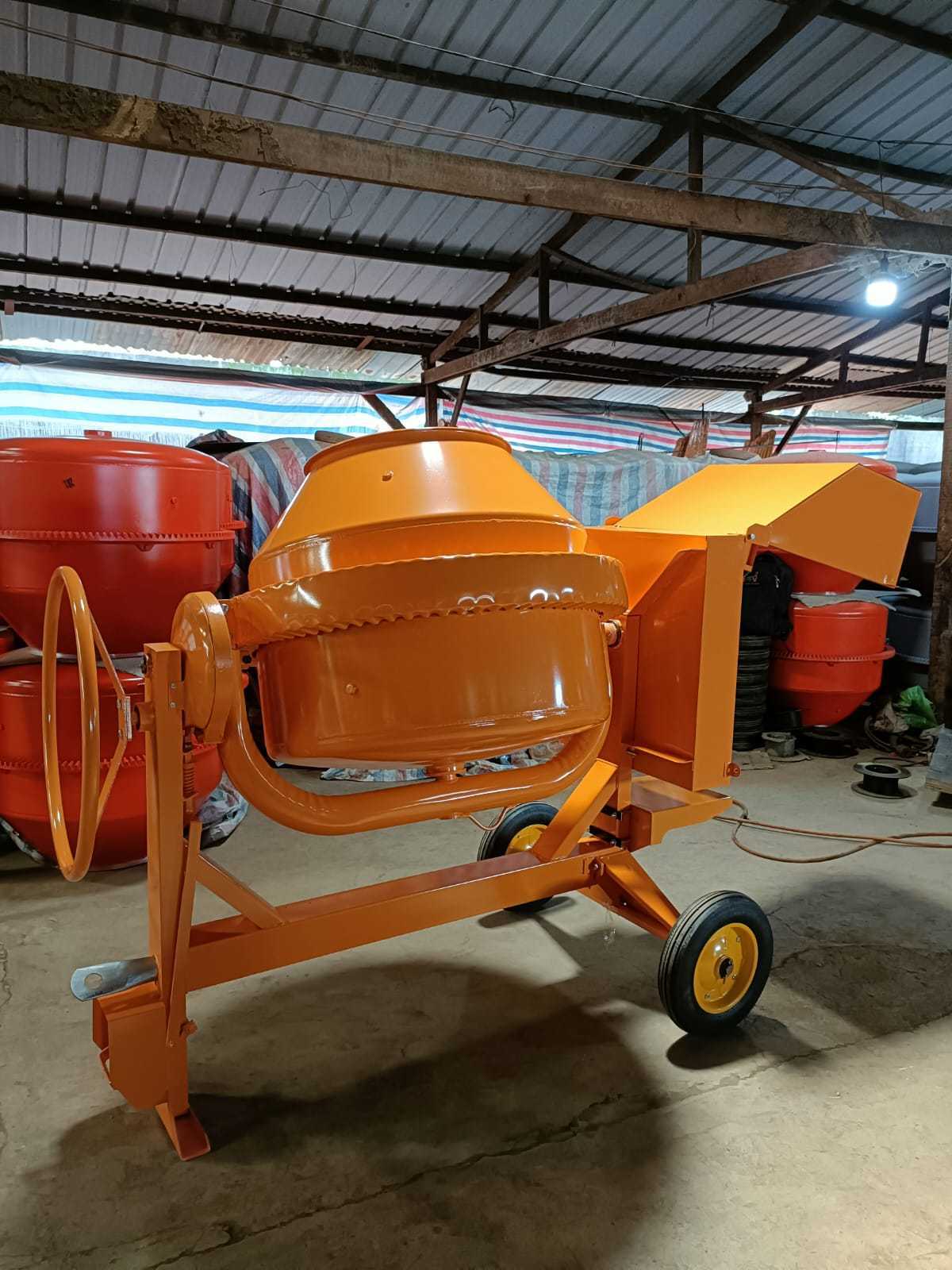 HOT SELLING Factory high quality price diesel electric cement concrete mixer mix motors 3cbm from vietnam