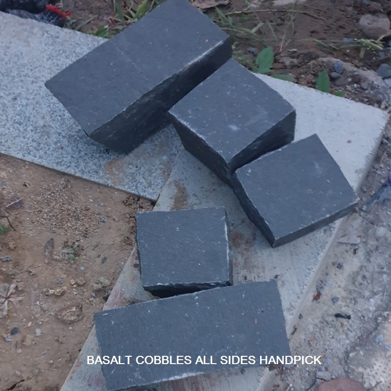 Basalt Rock Vietnam Black and grey Basalt cobble  Basalt cubic Often used to pave the way, paving the garden