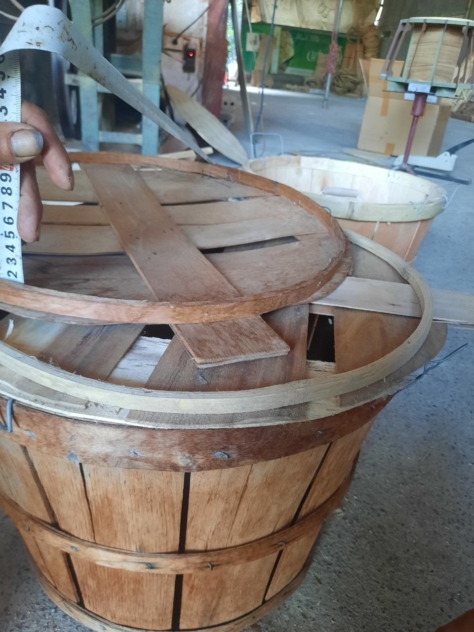 WOODEN BASKET FOR CRABS AND LOBSTER - SEAFOOD CONTAINER MADE IN VIETNAM WORLDWIDE DELIVERY WITH BEST PRICE AND EXPORT STANDARD