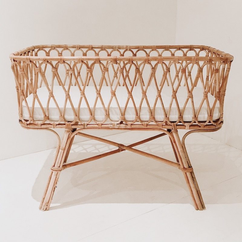 Hot Sale High Quality Hand-woven Healthy Eco-friendly Rattan Baby Crib for kids from Vietnam factory