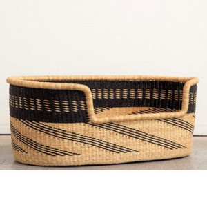 Best seller Handwoven wicker rattan seagrass pet bed baskets for dogs and cats seagrass pet house 	pet dog house from Vietnam