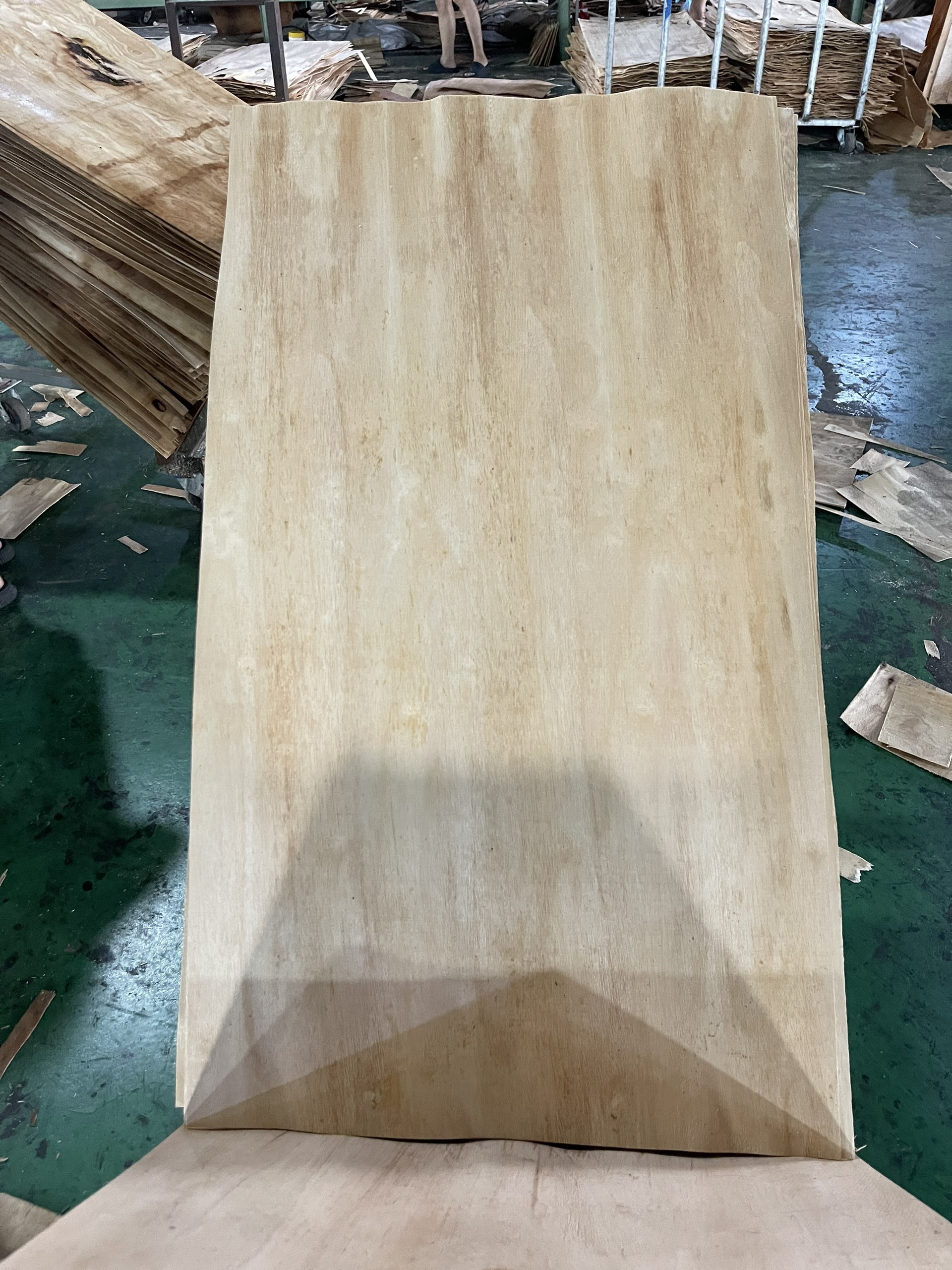 RUBBER WOOD VENEER FACE HIGH QUALITY CHEAP PRICE FROM VIETNAM ASIA CORE VENEER TEAK WOOD FSC AA AB CLASS ENGINEERING VENEER