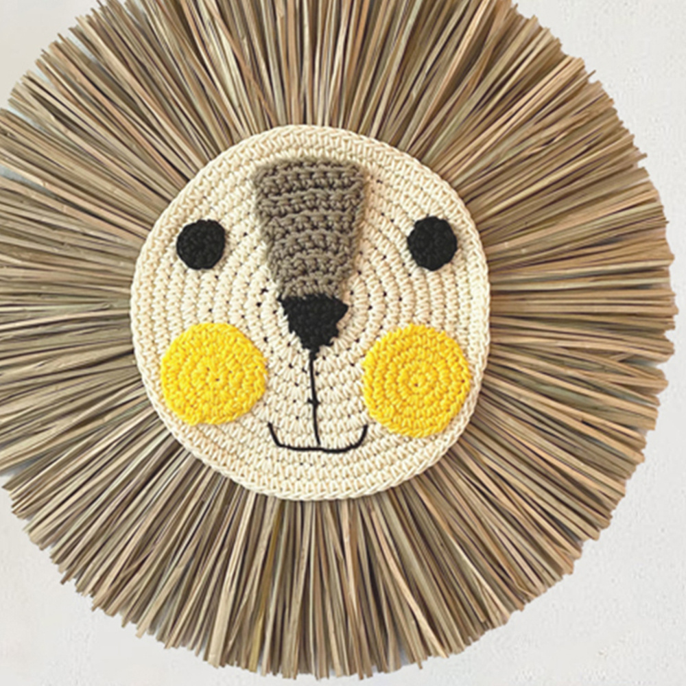 Lion wall hanger hanging straw wall decoration, lion face wall decorations for home, Hand-Knitted baby room in Vietnam Wholesale