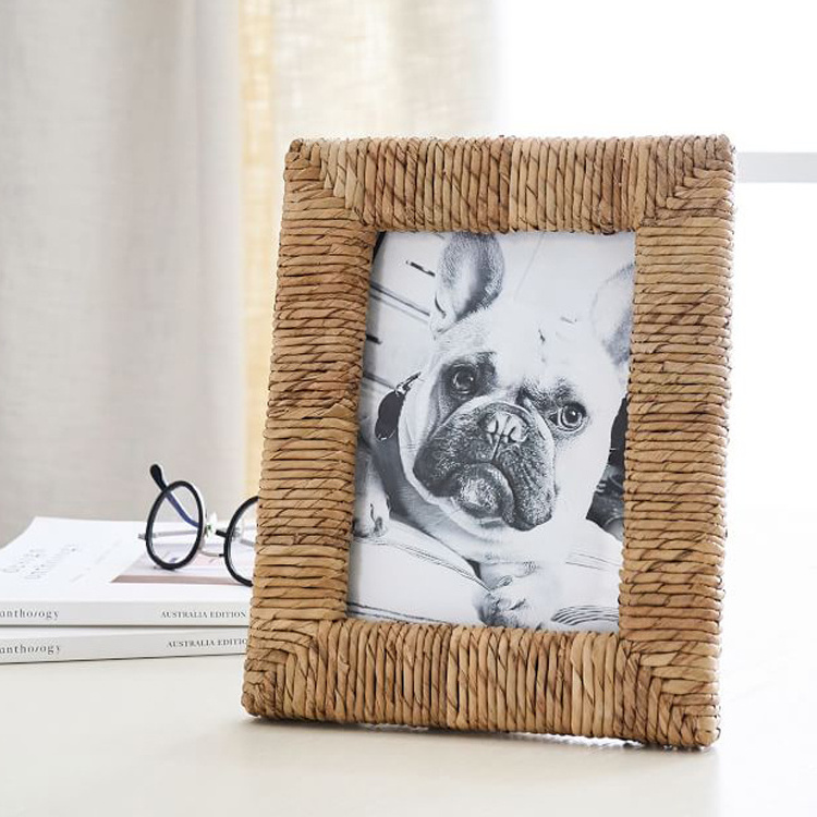 Hot Sale Woven Seagrass Photo Frames Wholesale Decoration Or Gift For Everyone Made In Vietnam Handmade