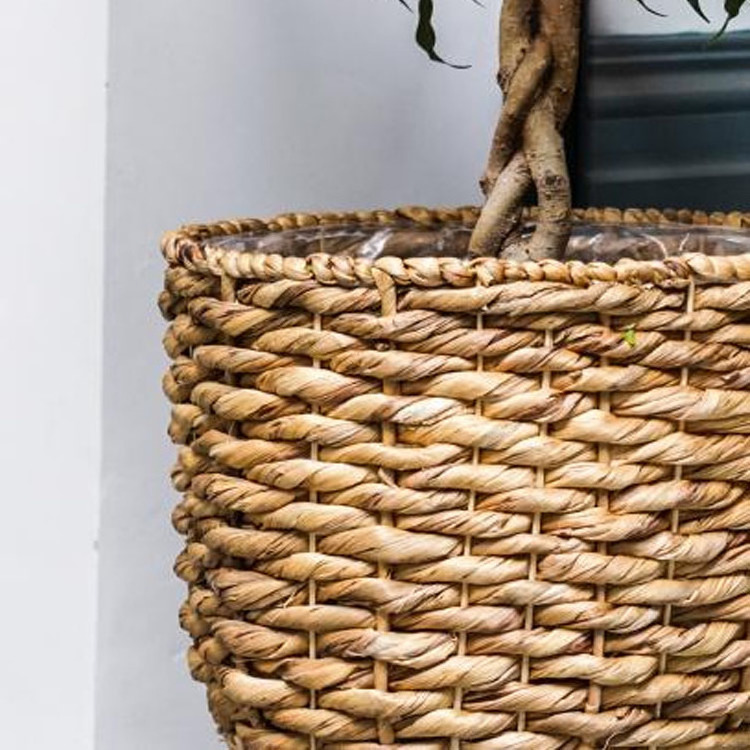 Indoor Water Hyacinth Planter Basket with Wood Stand, Water Hyacinth Basket on Wooden Legs in Vietnam