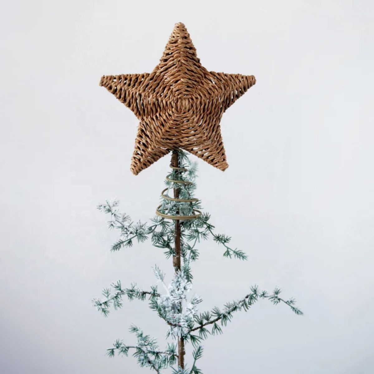 Handwoven Straw Star Tree Topper Decoration Wall Decor For Christmas, Wall Hanging Wholesale Vietnam Manufacturer