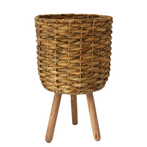 Indoor Water Hyacinth Planter Basket with Wood Stand, Water Hyacinth Basket on Wooden Legs in Vietnam