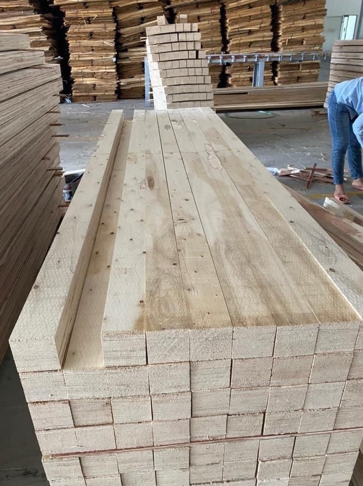 LVL Plywood Board For Furniture Selling Customized Construction Made In Viet Nam Timber Supplier Low Price High Quality