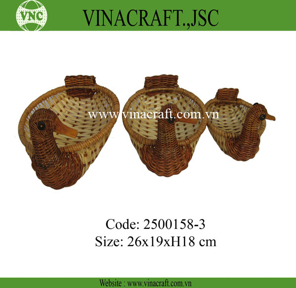 Wicker animal basket frog shape basket