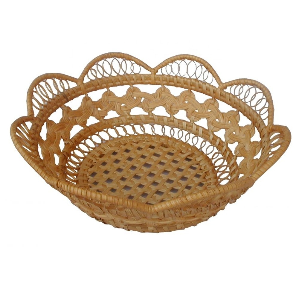 Whole sale Small bamboo basket for gift rattan stylized decorative fruit basket