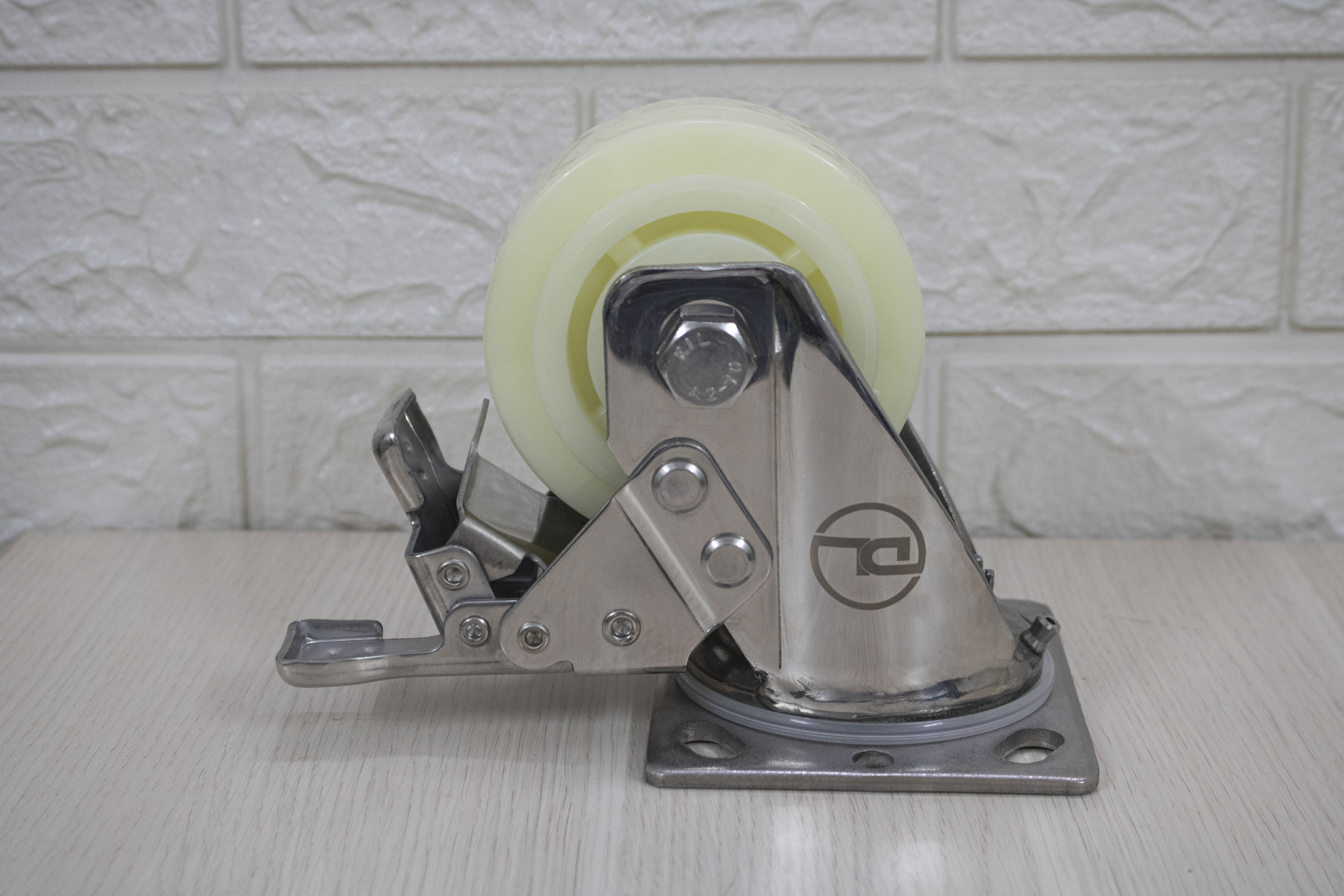 Wholesale High Quality Stainless Steel Caster Wheel Made From PP Size 6 Inches White Color From Vietnam