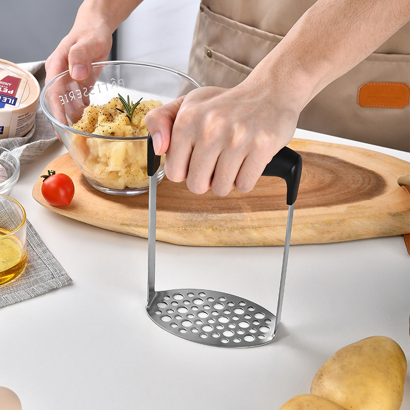 Factory Kitchen Gadgets Stainless Steel Potato Masher Hand Press Fruit Vegetable Press Potatoes Vegetable Presser Potato Masher