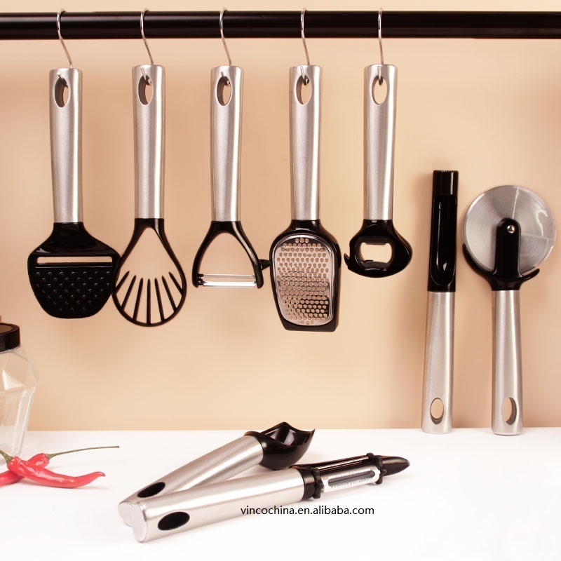 2024 New Wholesale kitchen accessories 9pcs stainless steel kitchen gadgets set kitchen gadget set