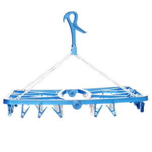 High Quality Colorful Foldable  Plastic Hanger With 32 Pegs  Multifunctional Folding Clothes Hanger with Clips