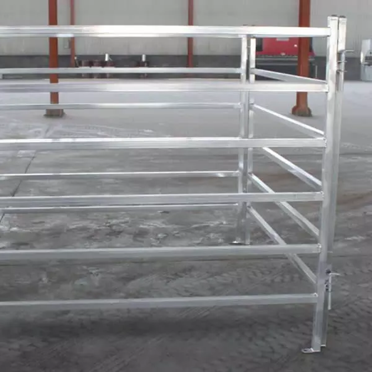 Hot sell wholesale bulk  10 ft duty  galvanized steel portable  livestock cattle/horse/ panel used corral panels