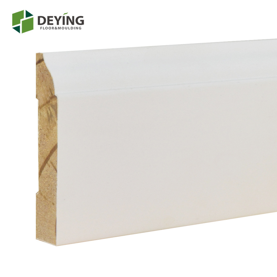 White primed wall skirting board baseboard mouldings