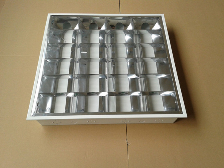 3x18w Surface 2x4 Led Troffer Light With Printed White Iron Grill Light Case Size For 1200*600mm