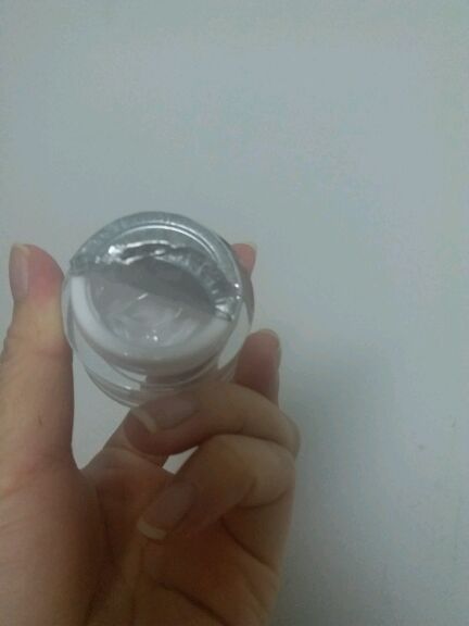 anti allergic cream for  eyelash extension sensitive eyes