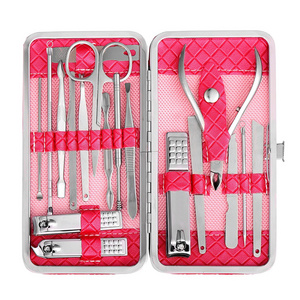 Wholesale Stainless Steel Premium Quality Manicure Pedicure Kit / New Arrival Professional Grooming Manicure Pedicure Kit