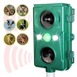 Outdoor Solar Ultrasonic Animal Repeller Deterrent Control Chaser Deer Raccoon Fox Skunk Squirrel Cat Dog Raccoon Mice Rat Bat